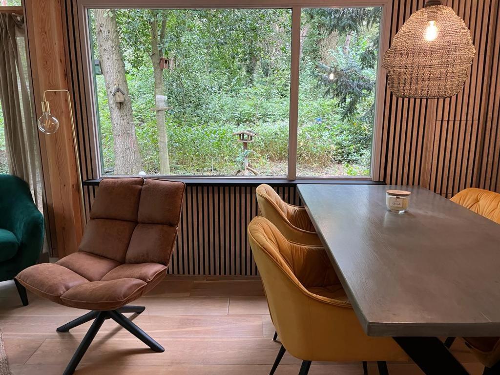 Huisje In Het Bos Зудларен Екстериор снимка